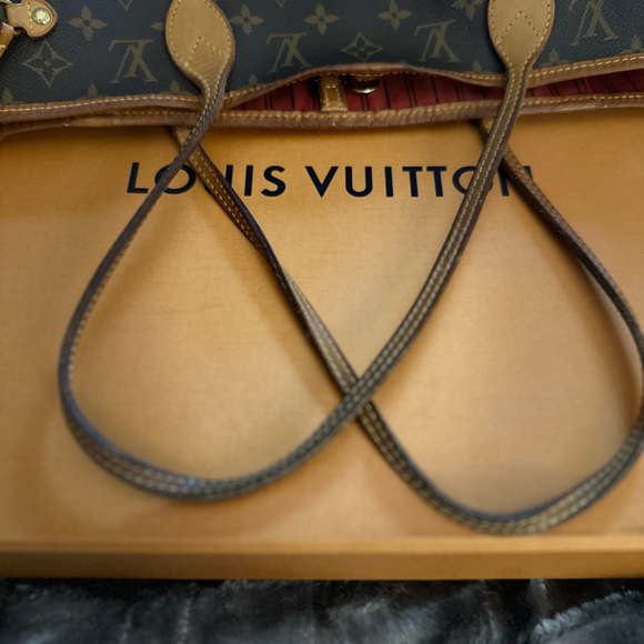 Authentic Louis Vuitton Neverful MM✨✨ - Picture 6 of 14